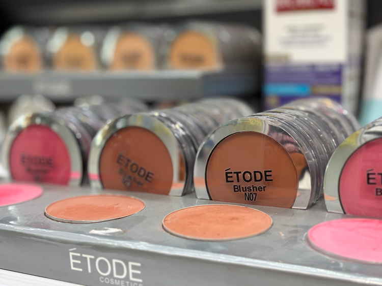 رژ كونه etode blusher